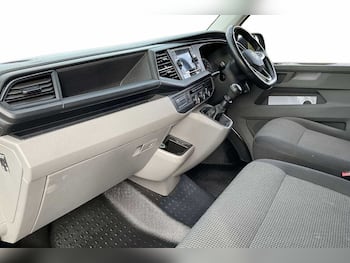 Used Volkswagen Transporter 2022 for sale - 79623049: Photo