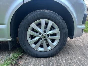 Used Volkswagen California 2017 for sale - 76937207: Photo