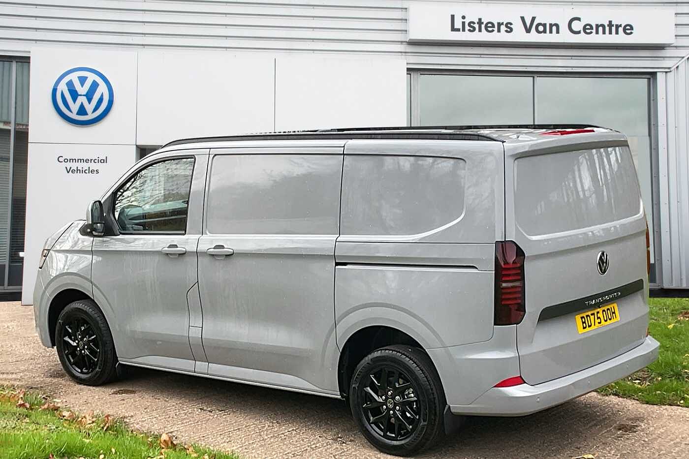 Used Volkswagen Transporter 2025 for sale - 76458606: Photo 3
