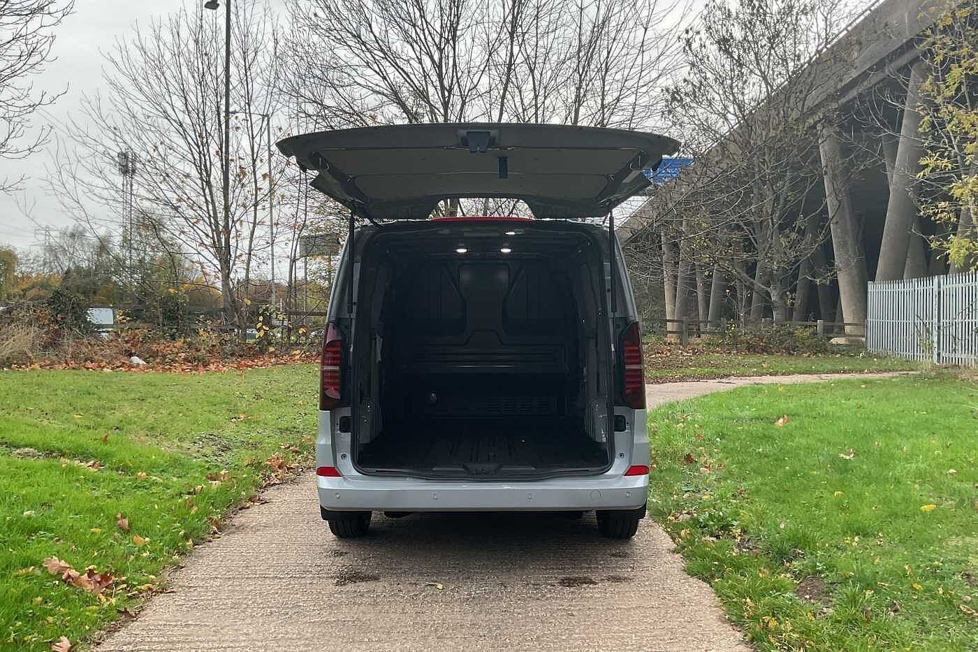 Used Volkswagen Transporter 2025 for sale - 76458606: Photo 7