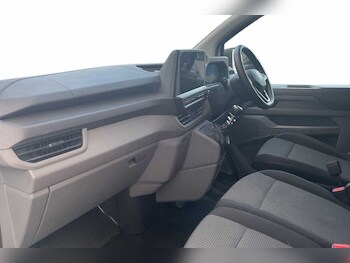 Used Volkswagen Transporter 2025 for sale - 77231646: Photo