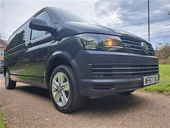 Used Volkswagen Transporter 2017 for sale - 76338445: Photo