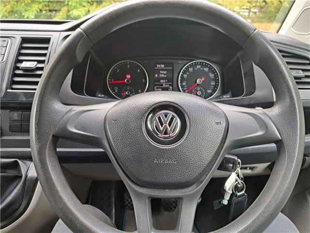 Used Volkswagen Transporter 2017 for sale - 76338445: Photo 9