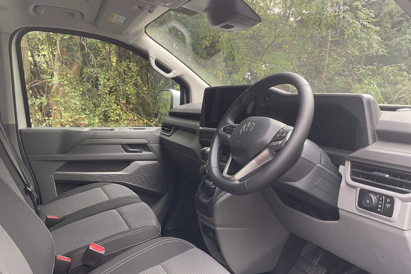 Used Volkswagen Transporter 2025 for sale - 76202351: Photo 6