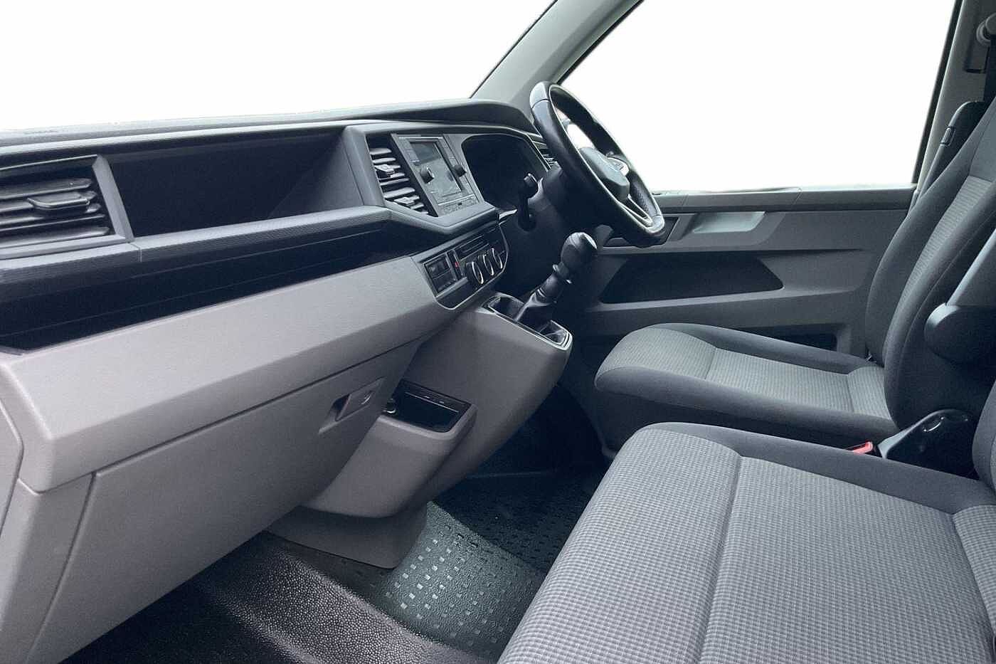 Used Volkswagen Transporter 2023 for sale - 77124653: Photo 2