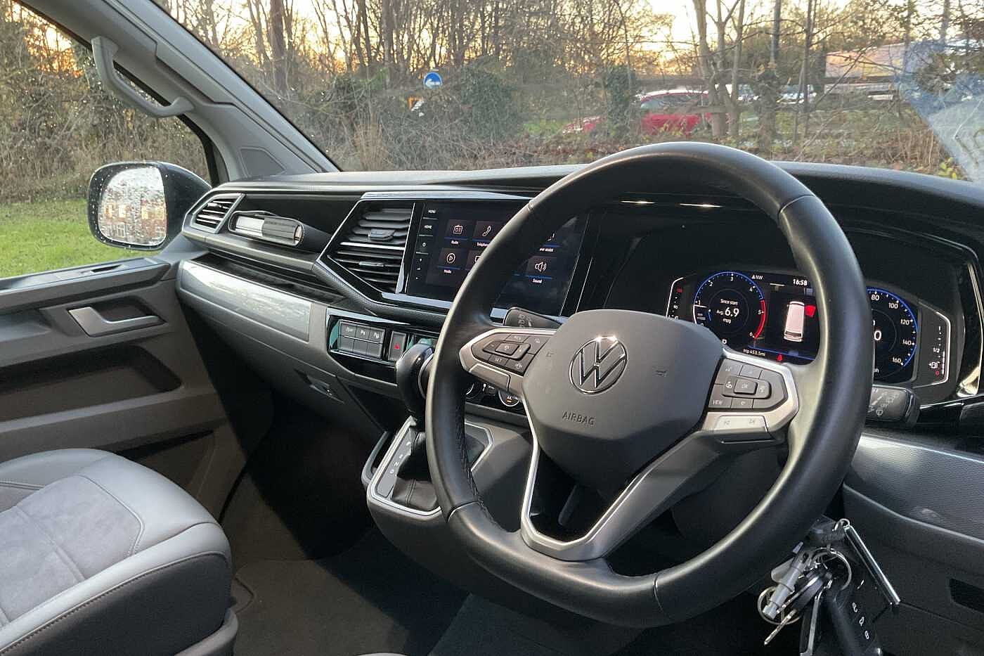 Used Volkswagen California 2022 for sale - 76635337: Photo 6