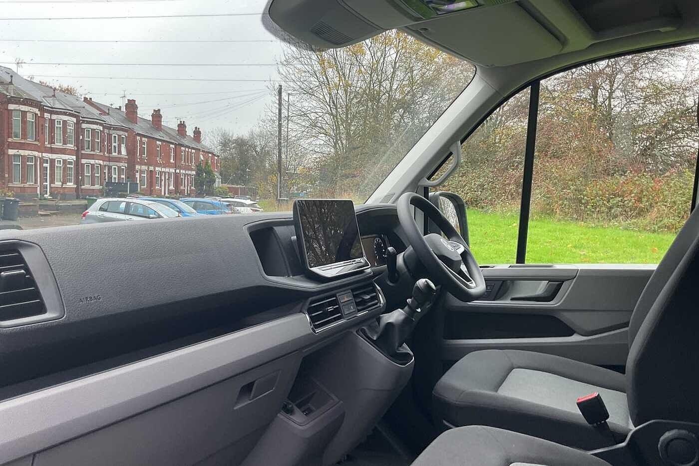 Used Volkswagen Crafter 2025 for sale - 76202316: Photo 2