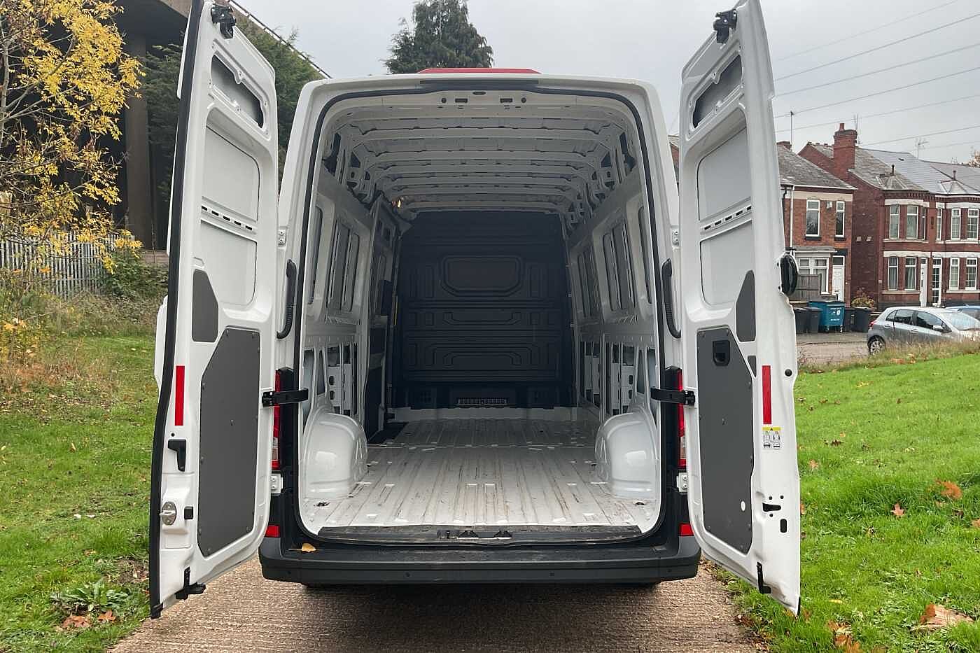 Used Volkswagen Crafter 2025 for sale - 76202316: Photo 7