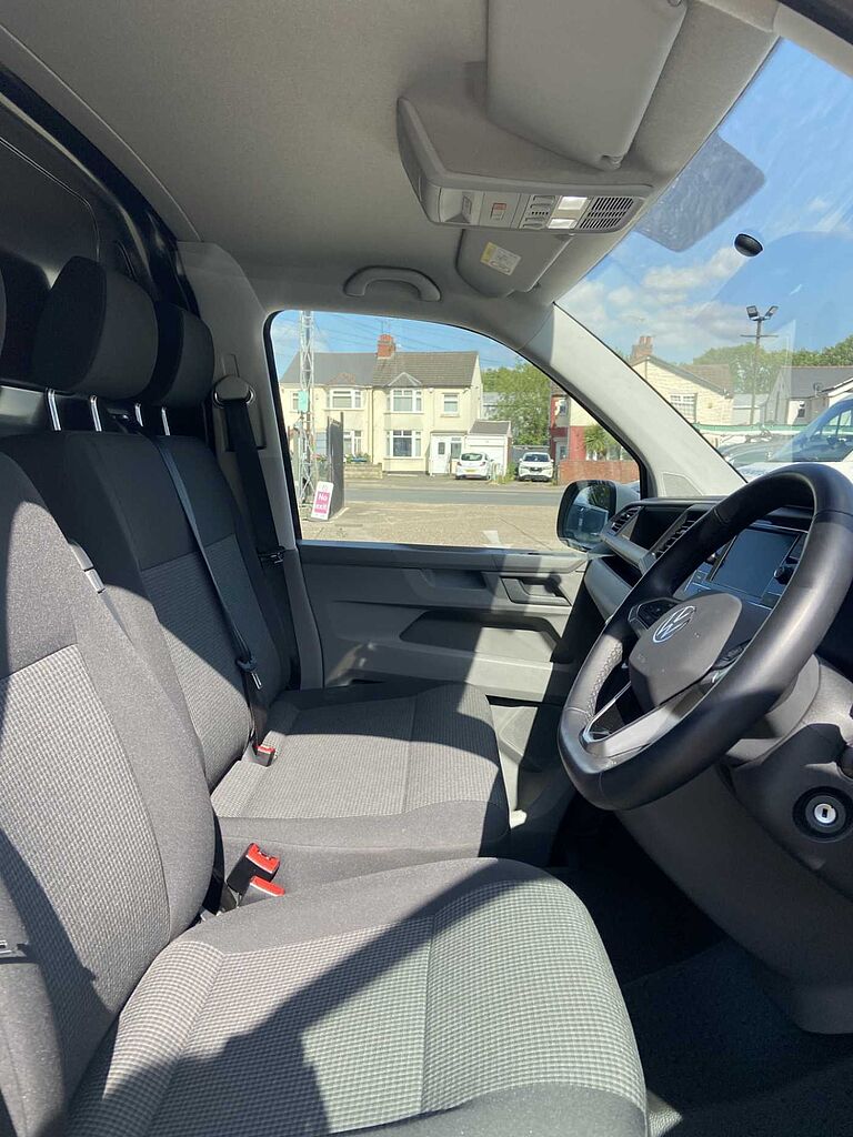 Used Volkswagen Transporter 2024 for sale - 76574693: Photo 6