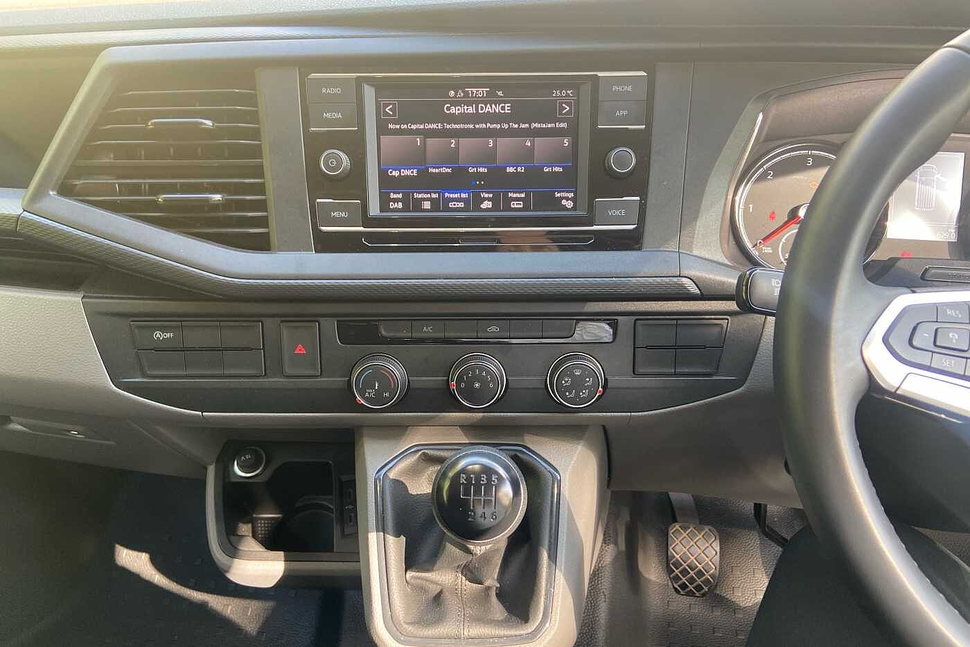 Used Volkswagen Transporter 2024 for sale - 76574693: Photo 8