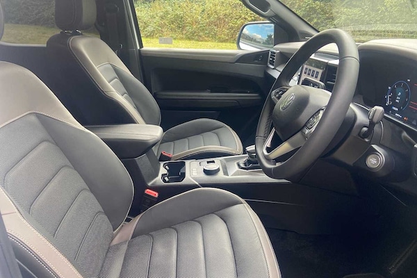Used Volkswagen Amarok 2024 for sale - 71765997: Photo 12