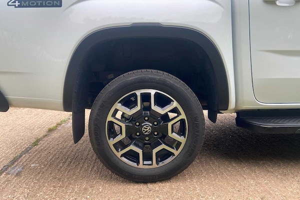 Used Volkswagen Amarok 2024 for sale - 71765997: Photo 5