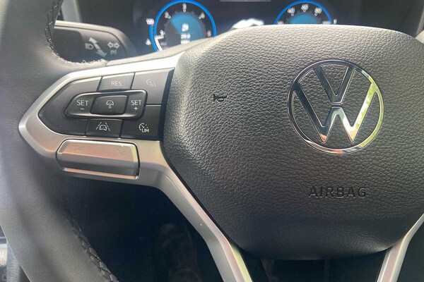 Used Volkswagen Amarok 2024 for sale - 71765997: Photo 8