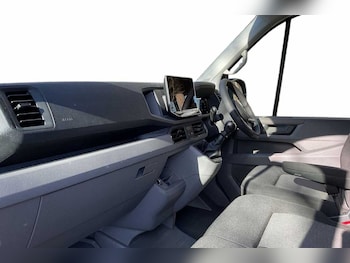 Used Volkswagen Crafter 2025 for sale - 78320260: Photo