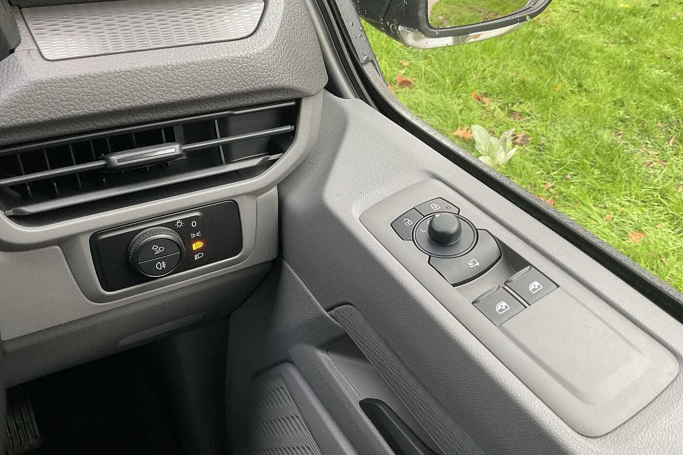 Used Volkswagen Transporter 2025 for sale - 76635340: Photo 14