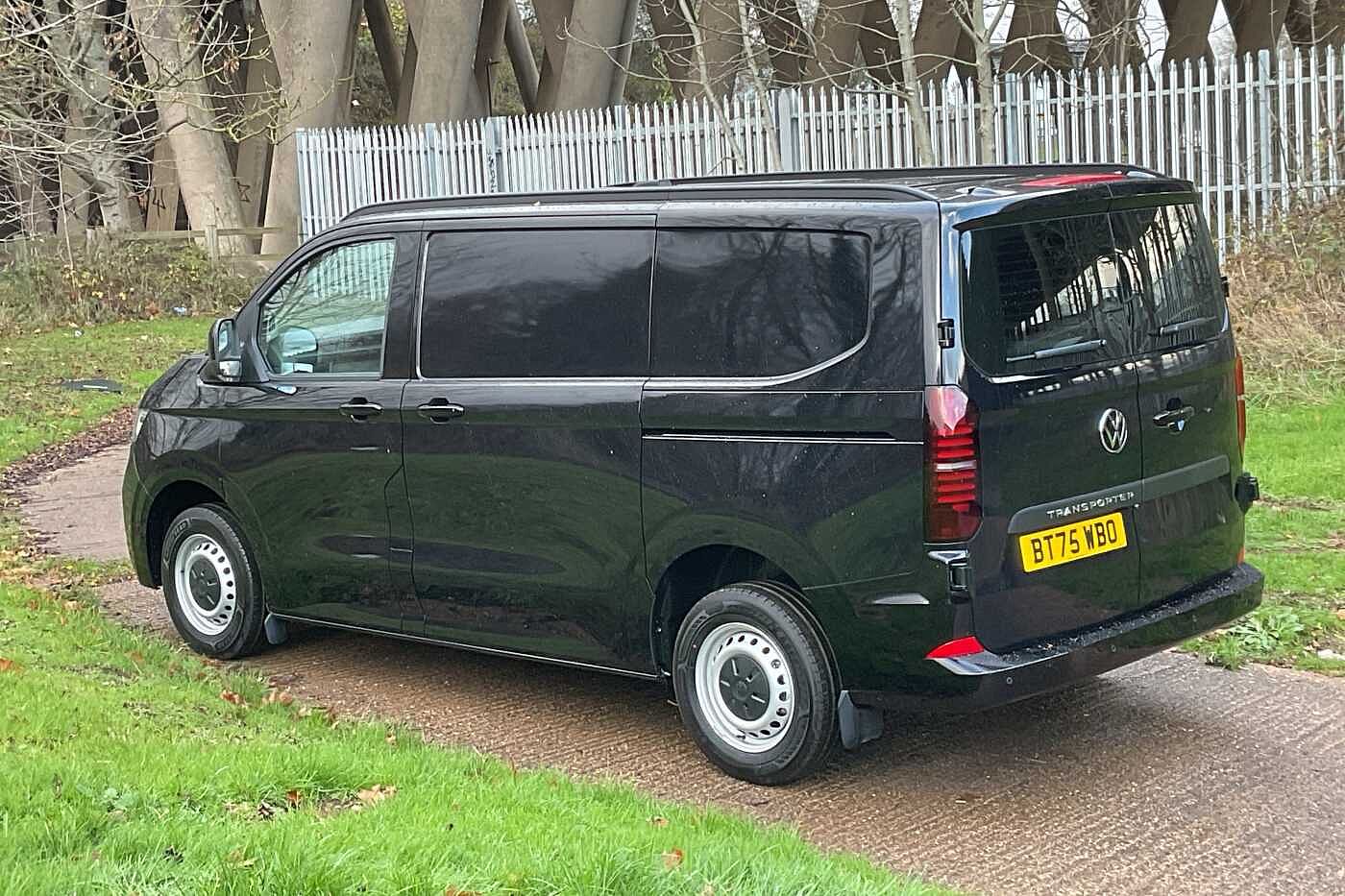 Used Volkswagen Transporter 2025 for sale - 76635340: Photo 3