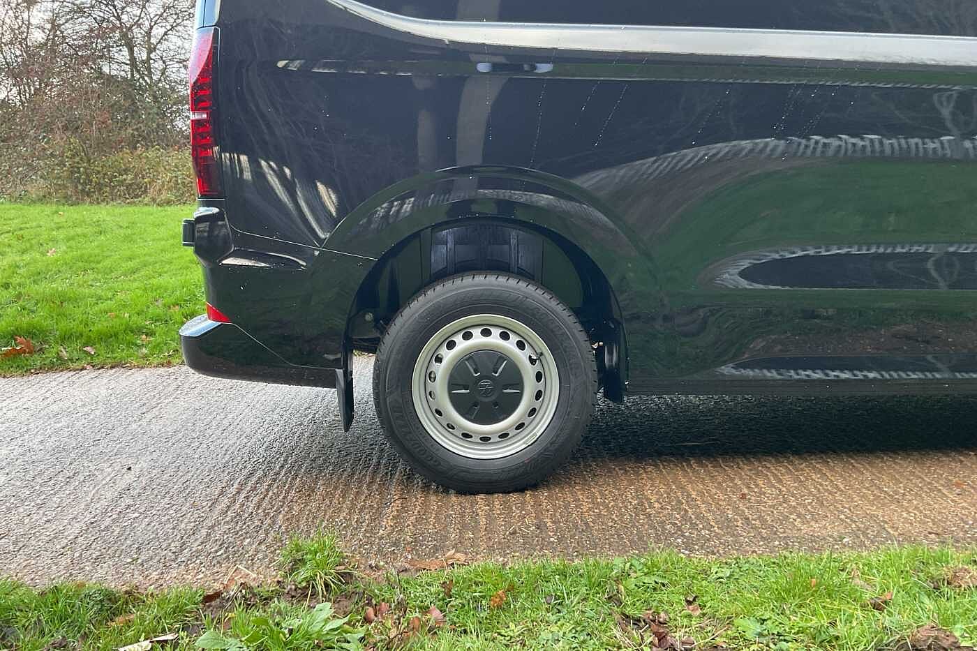 Used Volkswagen Transporter 2025 for sale - 76635340: Photo 5