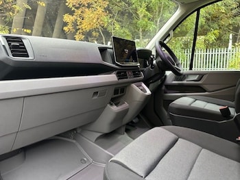 Used Volkswagen Crafter 2025 for sale - 76248505: Photo