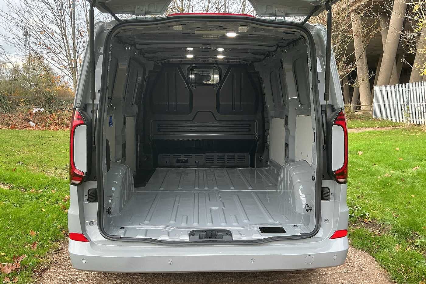 Used Volkswagen Transporter 2025 for sale - 76458594: Photo 7