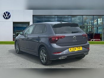 Used Volkswagen Polo 2024 for sale - 76154760: Photo 3