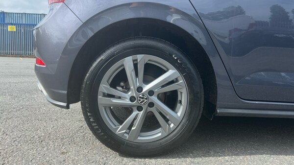 Used Volkswagen Polo 2024 for sale - 76154760: Photo 5