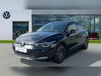 Used Volkswagen Golf 2023 for sale - 75472457: Photo