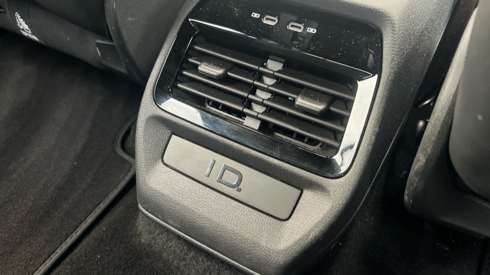 Used Volkswagen ID.5 2025 for sale - 76921856: Photo 42