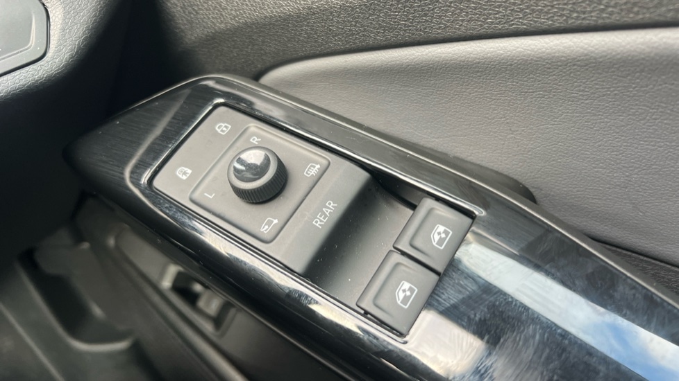 Used Volkswagen ID.5 2025 for sale - 76921856: Photo 46