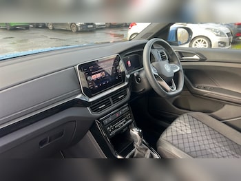 Used Volkswagen T-Cross 2024 for sale - 76749971: Photo