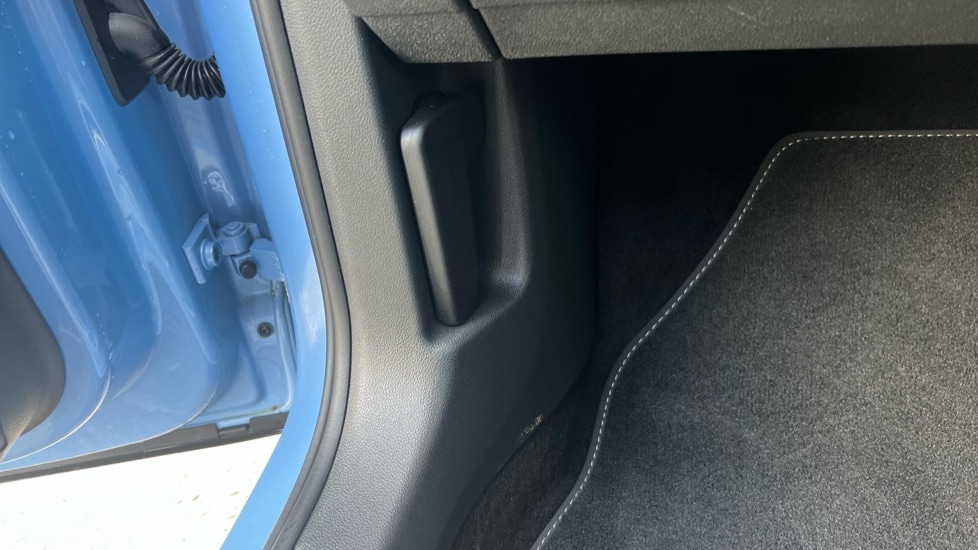 Used Volkswagen T-Cross 2024 for sale - 76749971: Photo 30