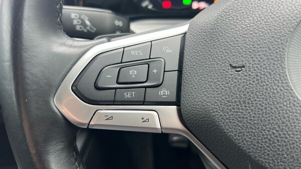 Used Volkswagen Golf 2020 for sale - 76007651: Photo 31