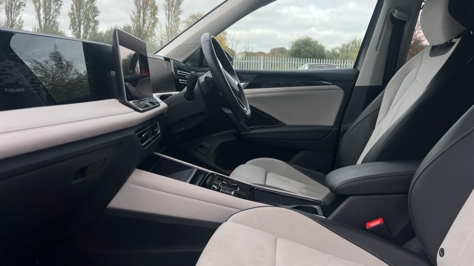 Used Volkswagen Tiguan 2024 for sale - 76007753: Photo 28