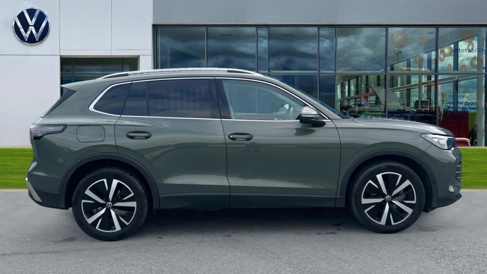 Used Volkswagen Tiguan 2024 for sale - 76007753: Photo 4