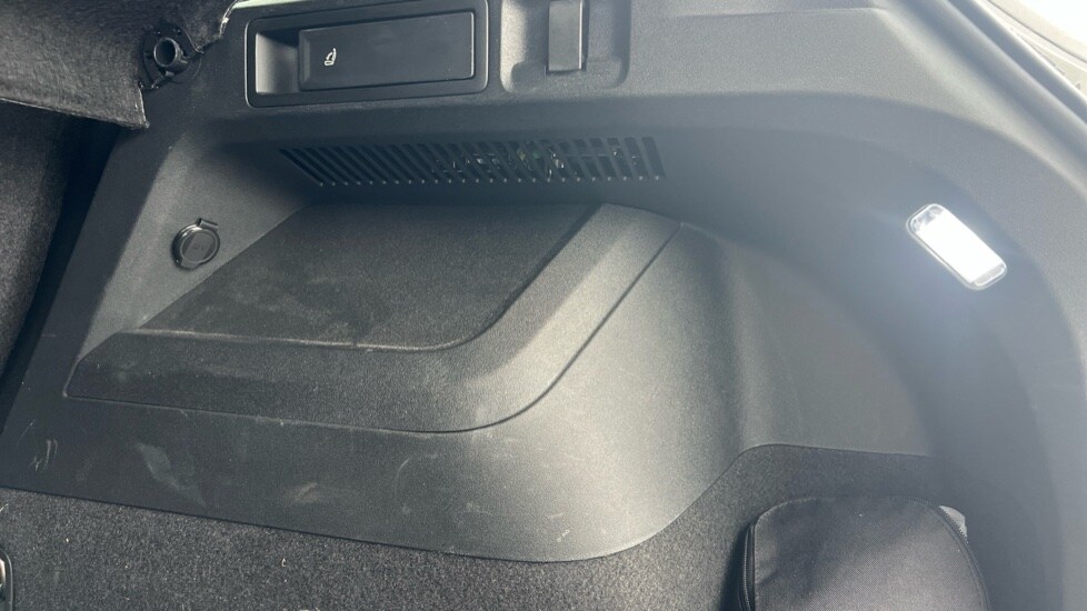 Used Volkswagen Tiguan 2024 for sale - 76007753: Photo 50