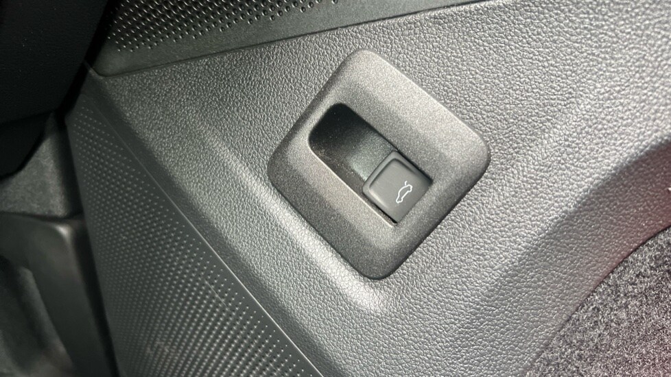 Used Volkswagen Tiguan 2024 for sale - 76007753: Photo 62