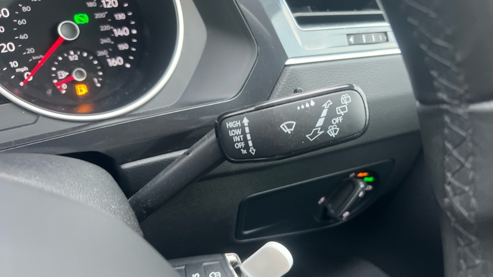 Used Volkswagen Tiguan 2022 for sale - 76501257: Photo 32