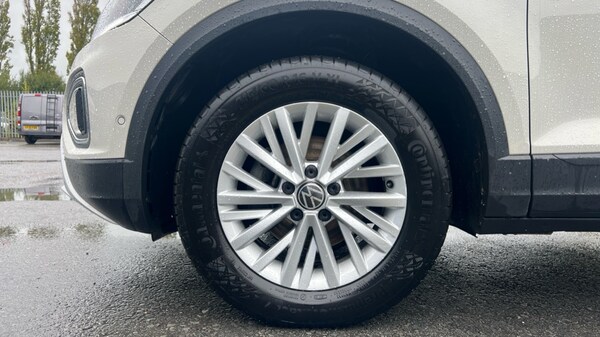 Used Volkswagen T-Roc 2022 for sale - 76007731: Photo 18