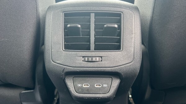 Used Volkswagen T-Roc 2022 for sale - 76007731: Photo 34