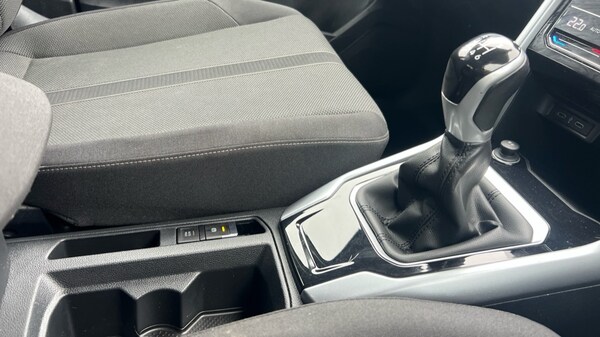 Used Volkswagen T-Roc 2022 for sale - 76007731: Photo 35