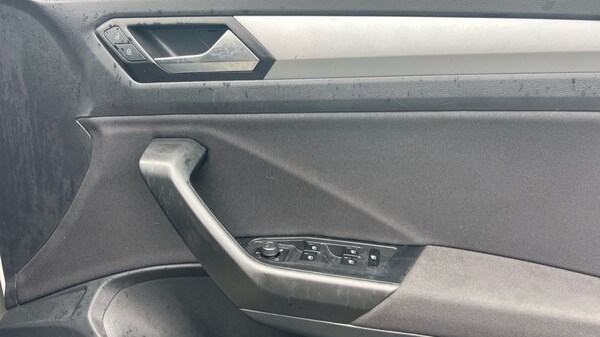 Used Volkswagen T-Roc 2022 for sale - 76007731: Photo 37