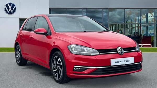 Used Volkswagen Golf 2019 for sale - 76112039: Photo 1