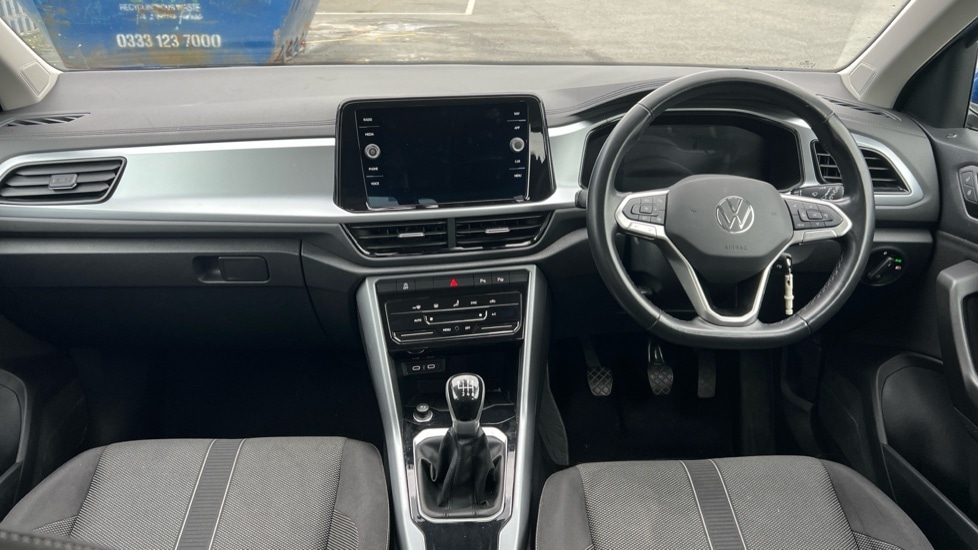 Used Volkswagen T-Roc 2023 for sale - 76466323: Photo 12