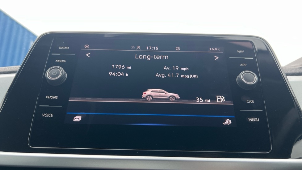 Used Volkswagen T-Roc 2023 for sale - 76466323: Photo 23