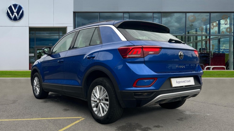 Used Volkswagen T-Roc 2023 for sale - 76466323: Photo 3