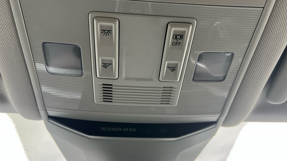 Used Volkswagen T-Roc 2023 for sale - 76466323: Photo 51