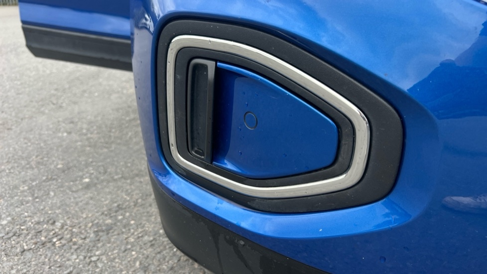 Used Volkswagen T-Roc 2023 for sale - 76466323: Photo 55