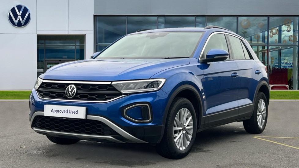 Used Volkswagen T-Roc 2023 for sale - 76466323: Photo 7