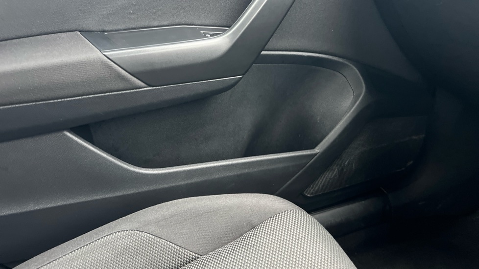 Used Volkswagen T-Roc 2023 for sale - 76466323: Photo 70