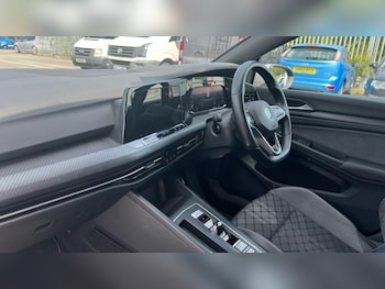 Used Volkswagen Golf 2021 for sale - 76709612: Photo