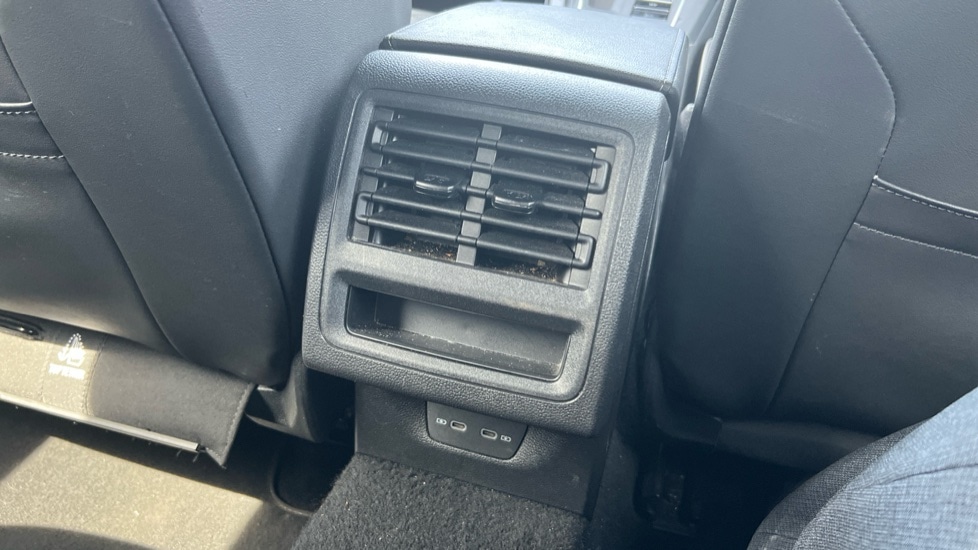 Used Volkswagen Golf 2021 for sale - 76709612: Photo 38